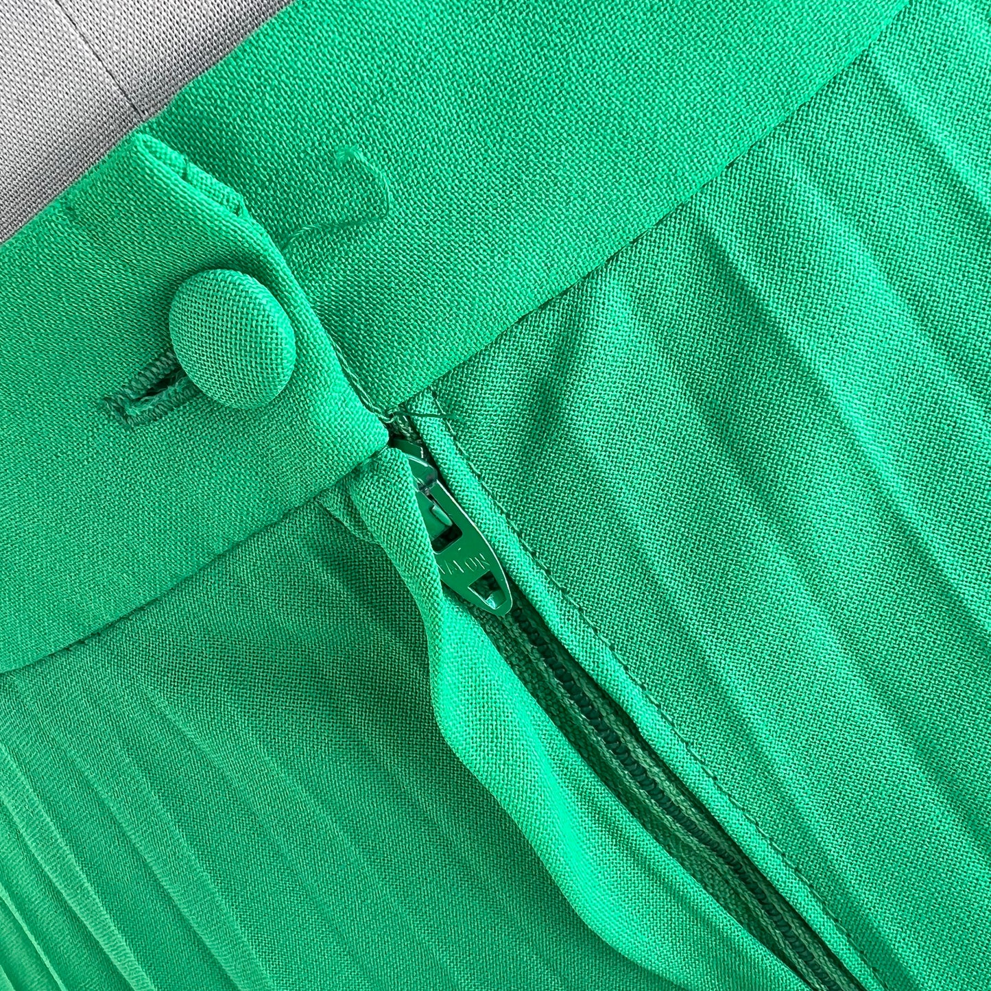 Joy Stevens 70's California Kelly Green Pleated Maxi Skirt