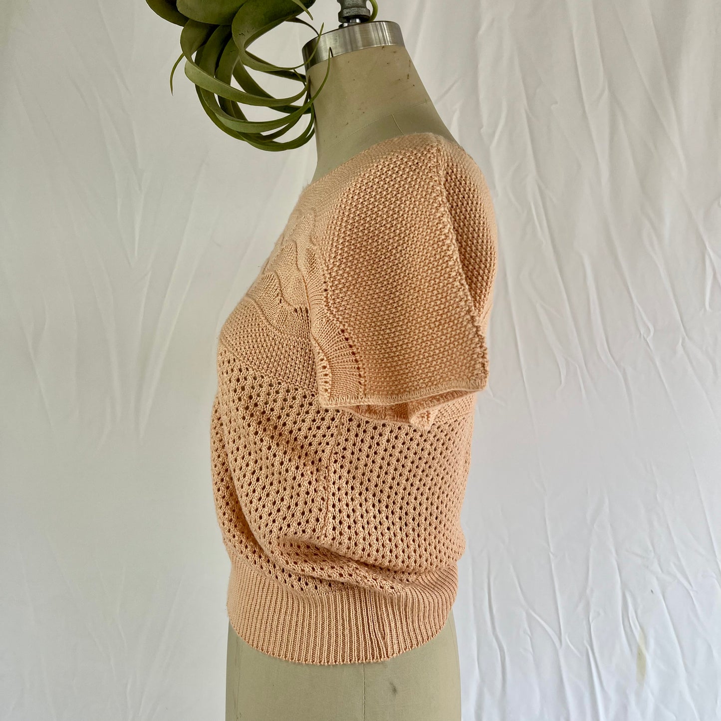 Knit 90's Short Sleeve Boat Neck Top in Salmon