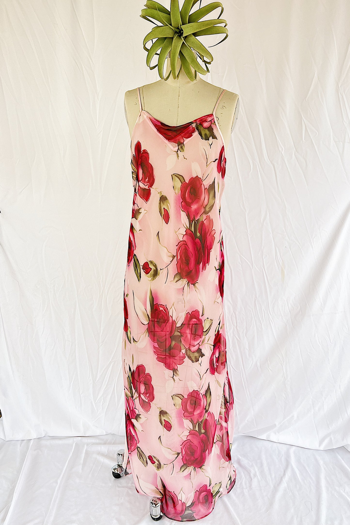 Romantic Pink Maxi Nightgown with Large Red Roses and Double Panel Chiffon