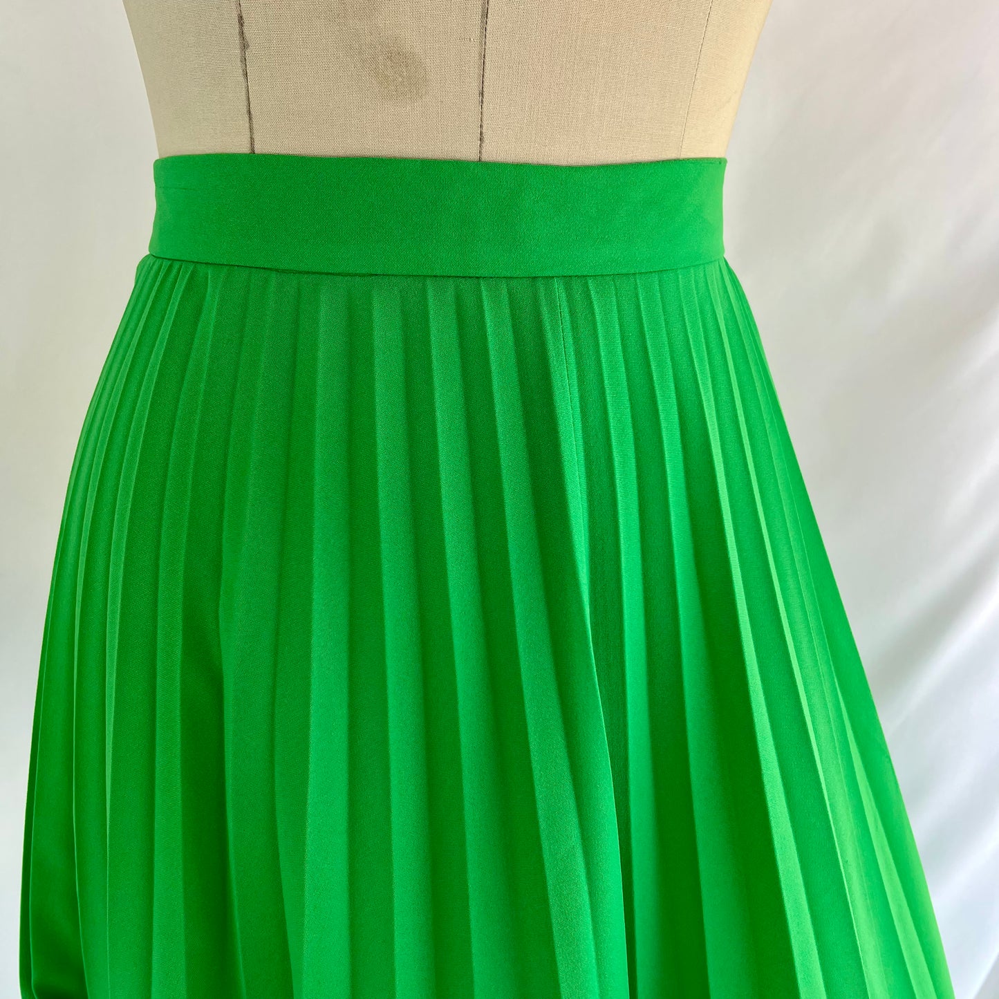 Joy Stevens 70's California Kelly Green Pleated Maxi Skirt