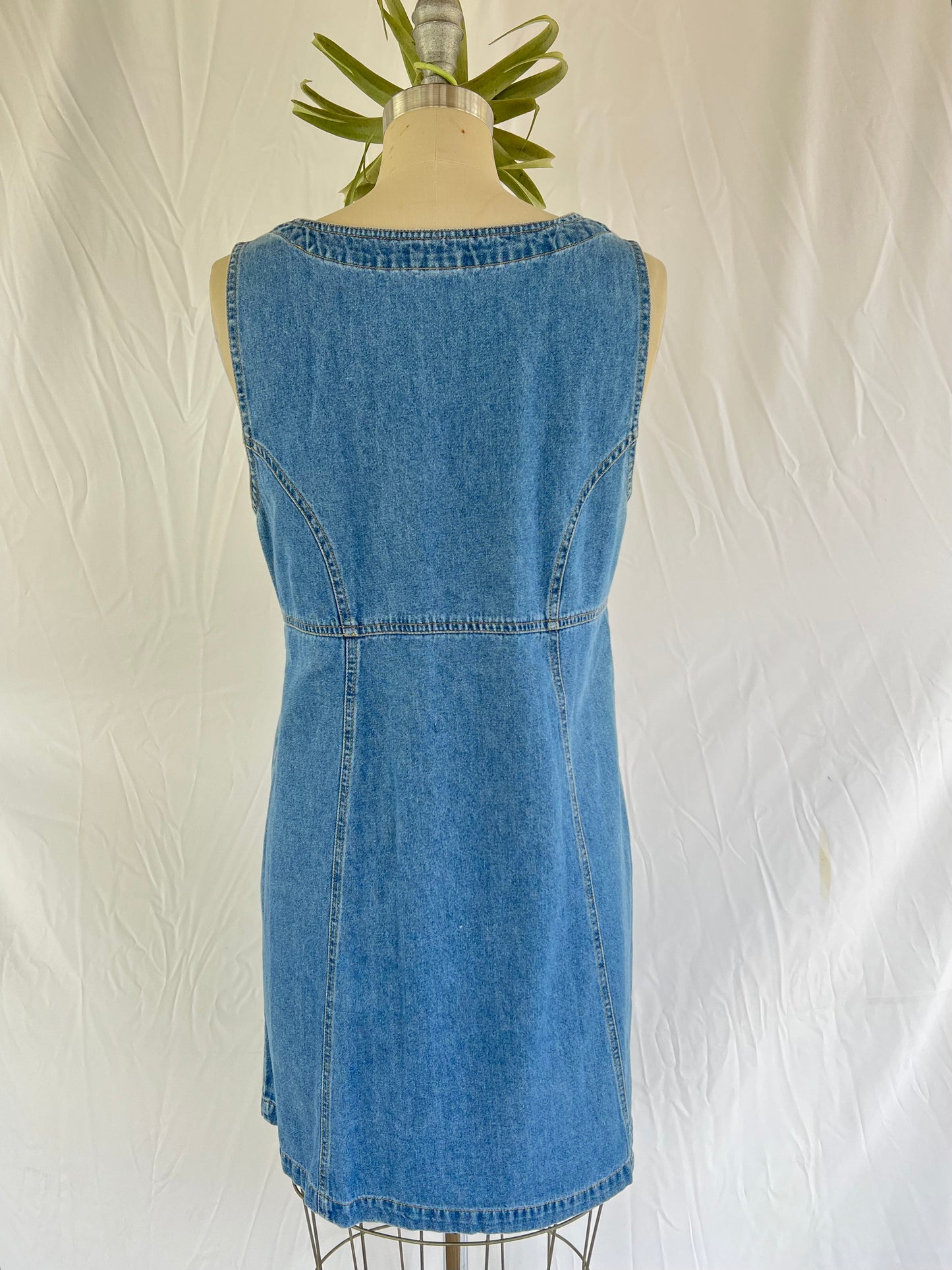 Cherokee 90's Sleeveless Button-Up Denim Dress