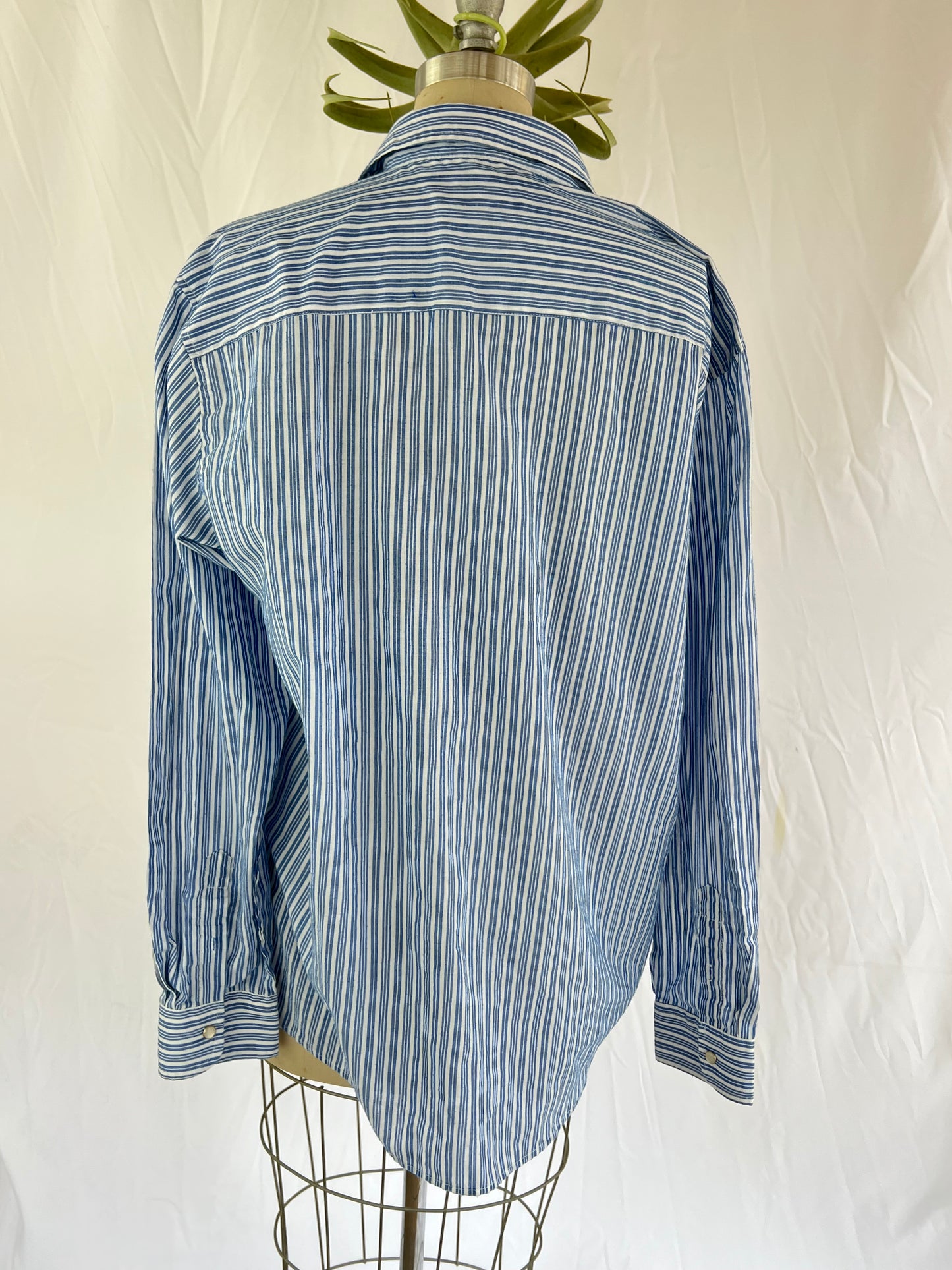 Classic Blue Striped Long Sleeve Pearl Snap Shirt with Point Collar